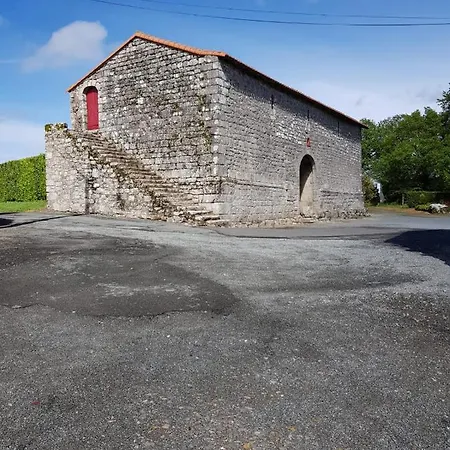 A La 'commanderie' 15 Mm Du Puy Du Fou *